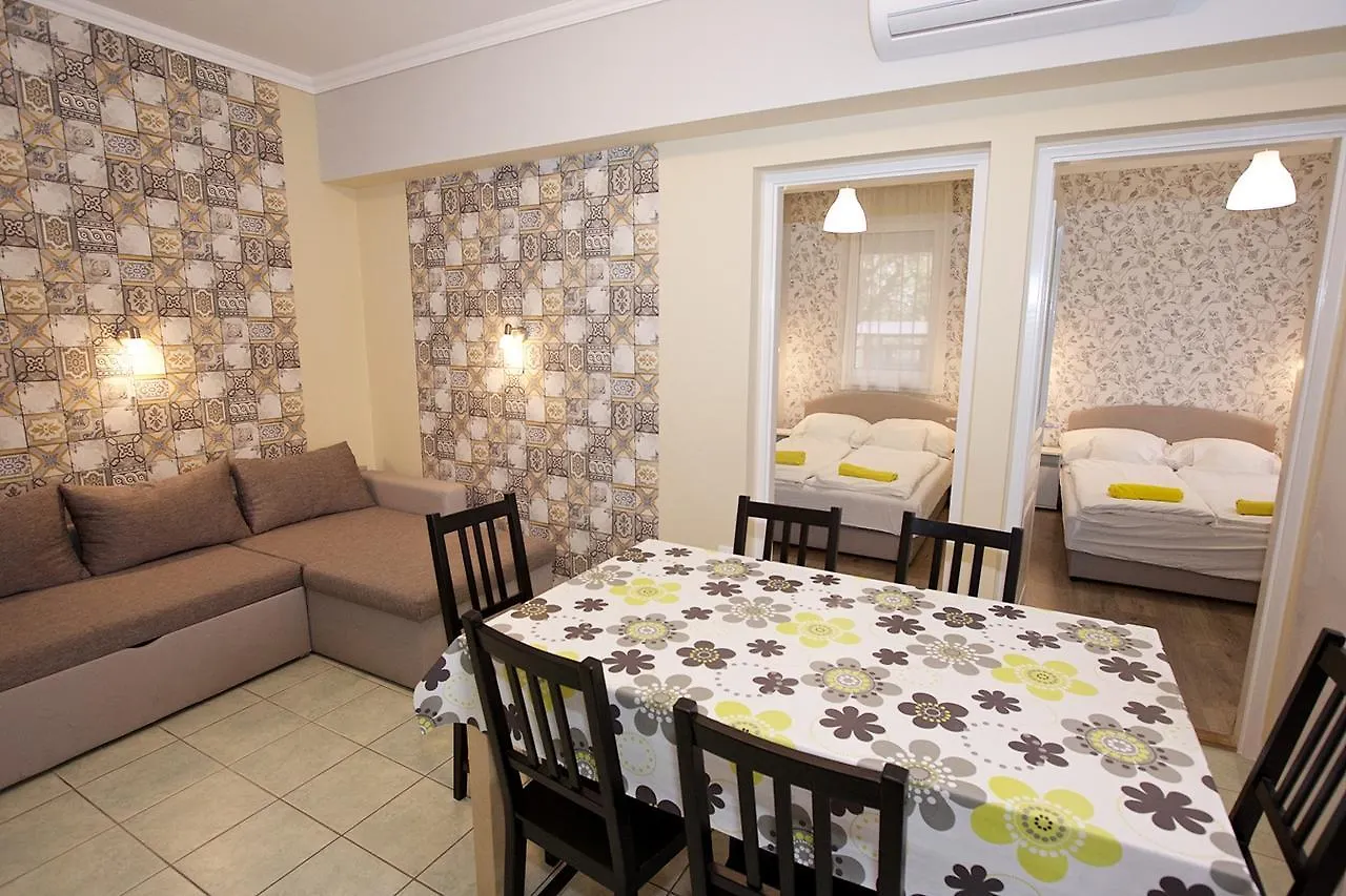 Zoli Apartmanok-Timi Koelcsey 34-36 Hajduszoboszlo Hungary